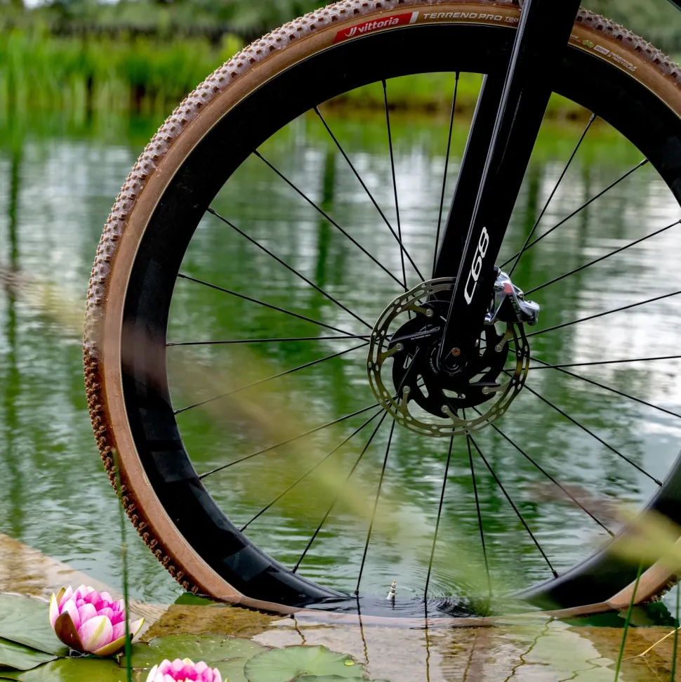 Vittoria Terreno Pro T60 40-622